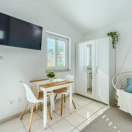 Sea View Apartman